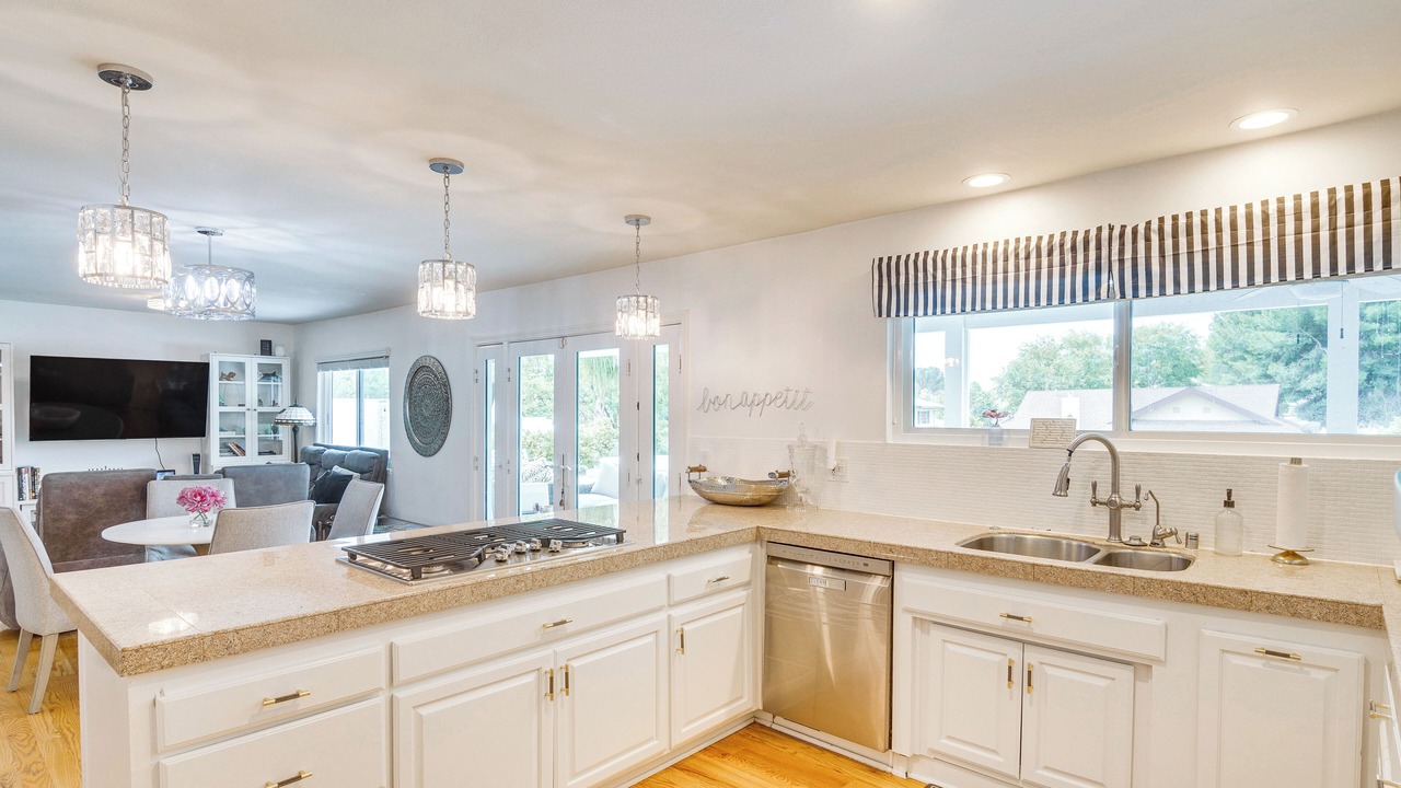 Photo of Kitchen in Agoura Hills