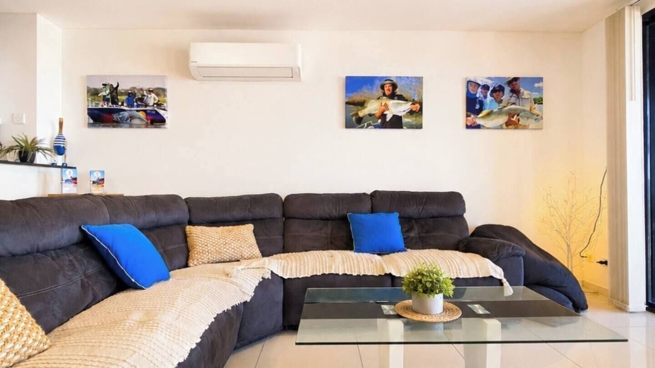 Photo of Livingroom in Bayview