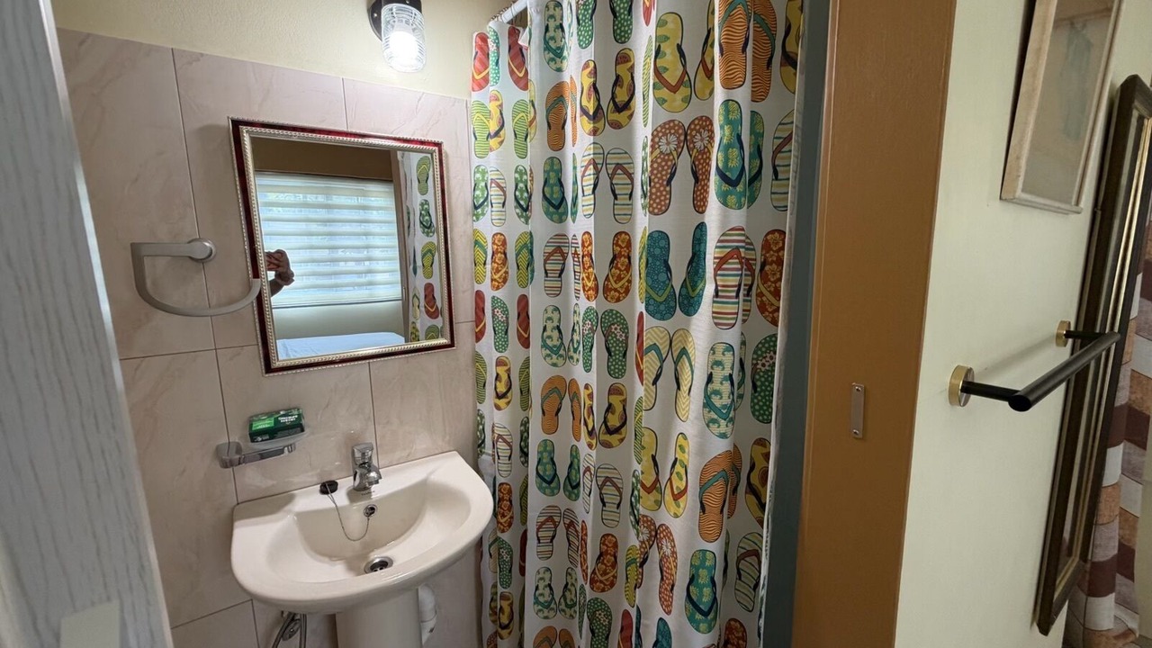 Photo of Bathroom in Charlotteville
