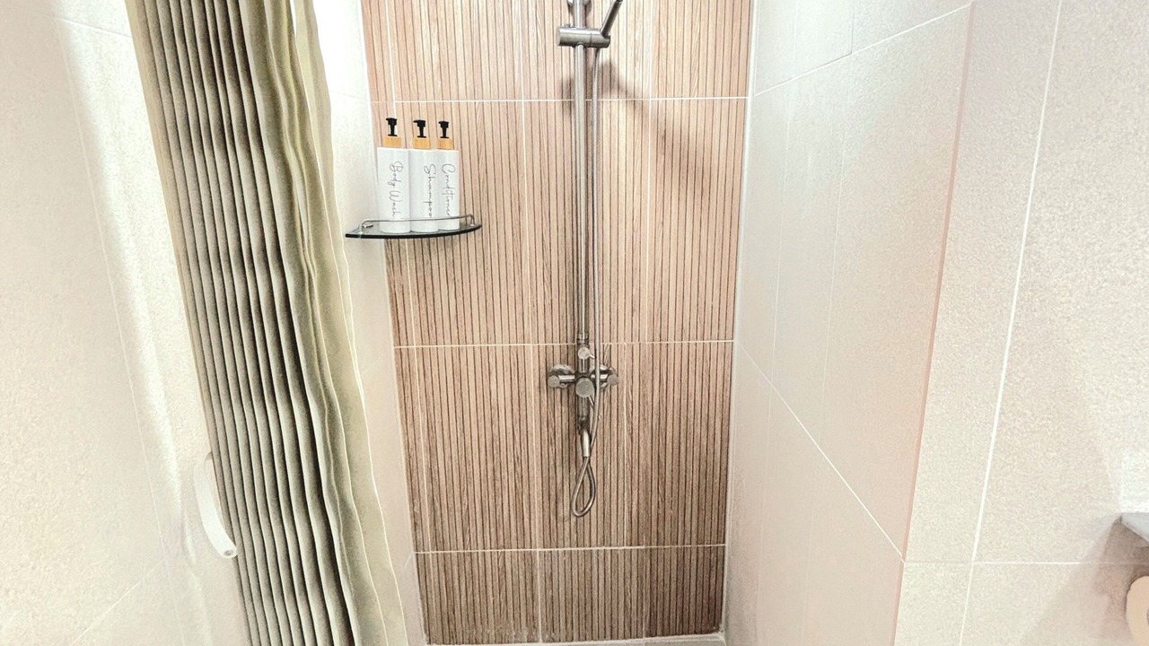 Photo of Bathroom in Yongdap-tong