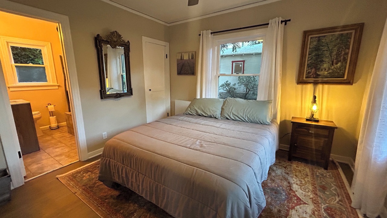 Photo of Bedroom in University Heights