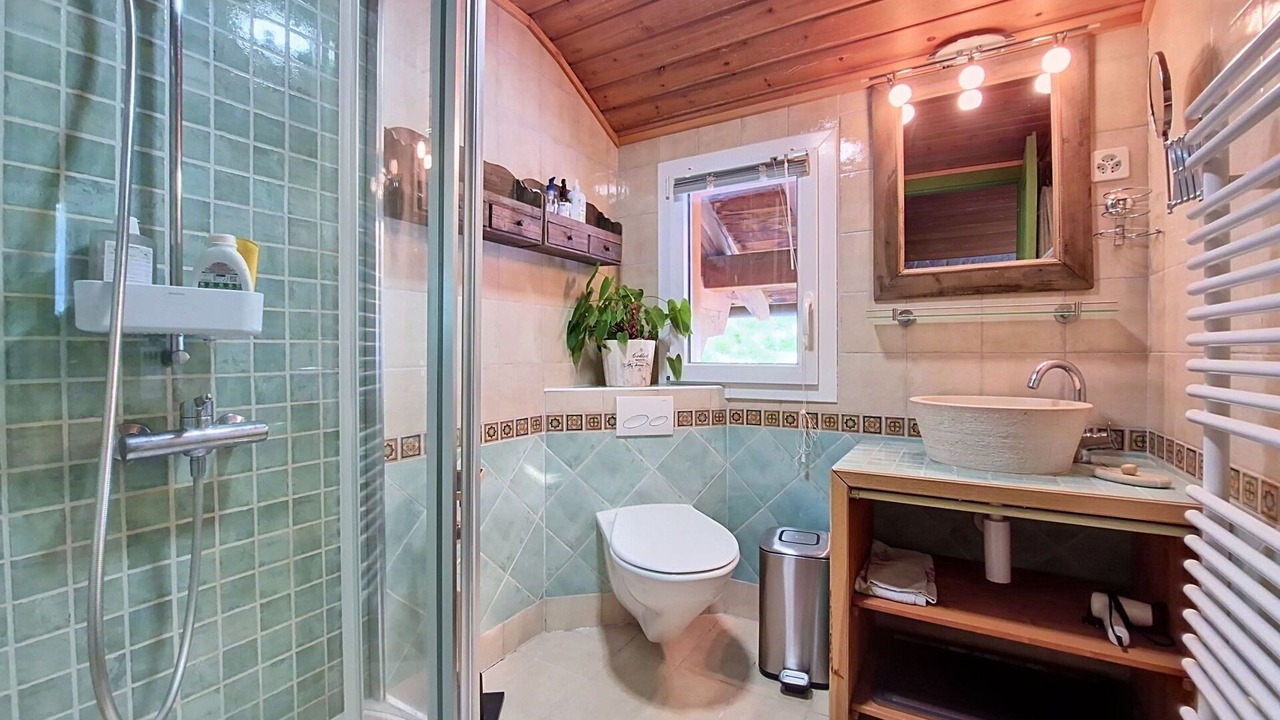 Photo of Bathroom in Arolla
