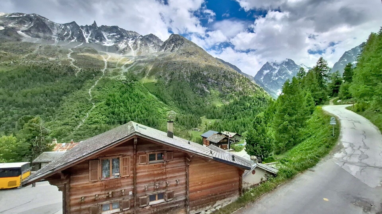 Photo of Others in Arolla