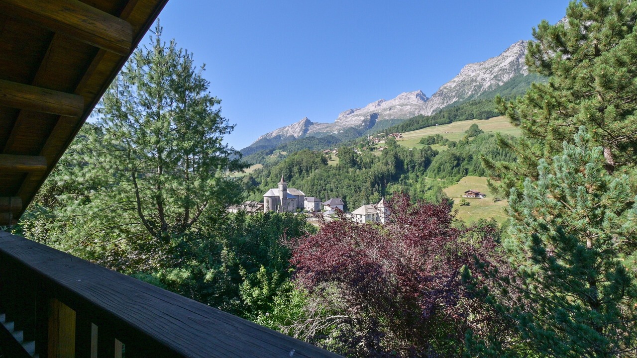 Photo of Outdoor in Les Clefs