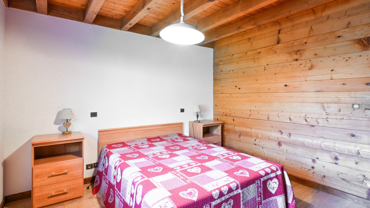 Photo of Bedroom in Les Clefs