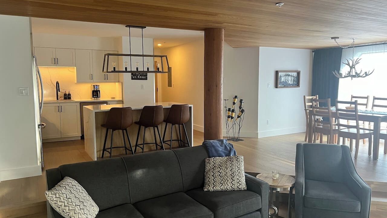 Photo of Livingroom in Blueberry Hill