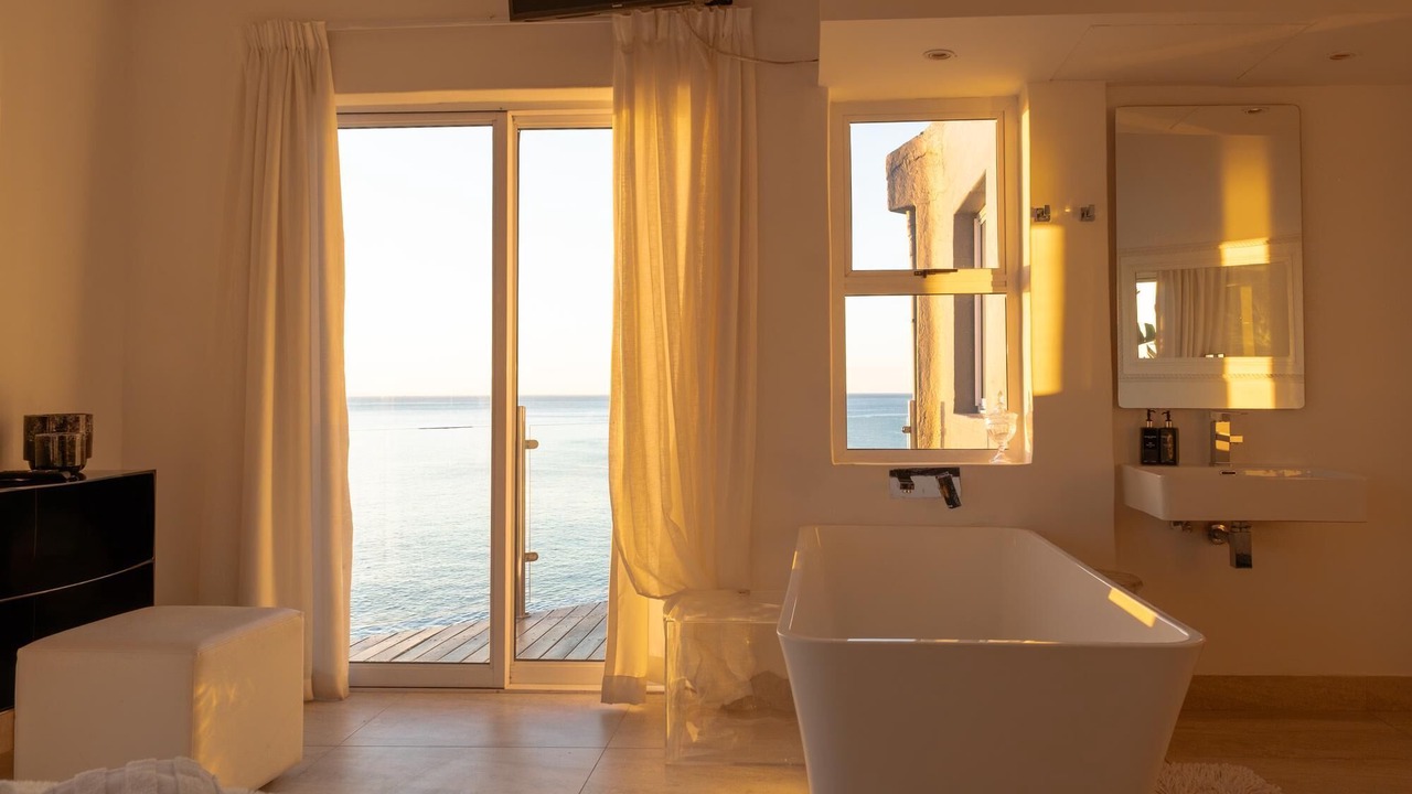 Photo of Bathroom in Hout Bay