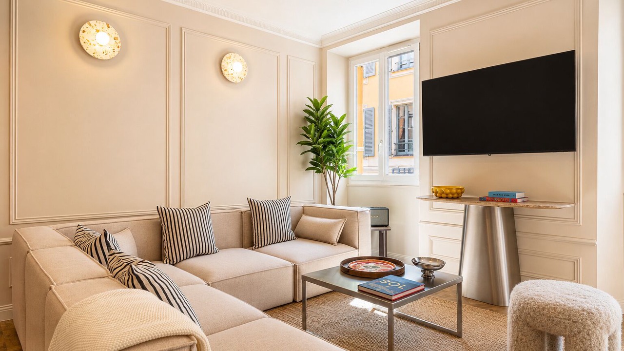Photo of Livingroom in Jean-Medecin
