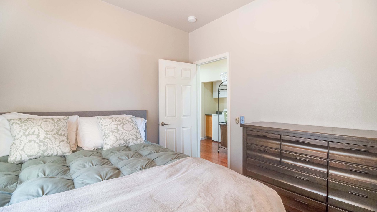 Photo of Bedroom in Lake Elsinore