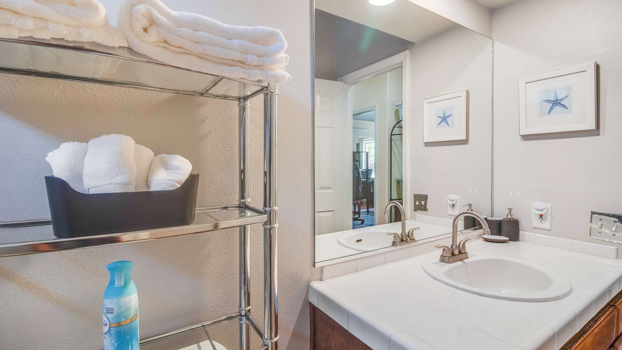 Photo of Bathroom in Lake Elsinore