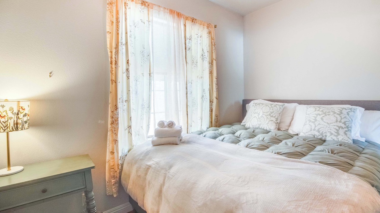 Photo of Bedroom in Lake Elsinore