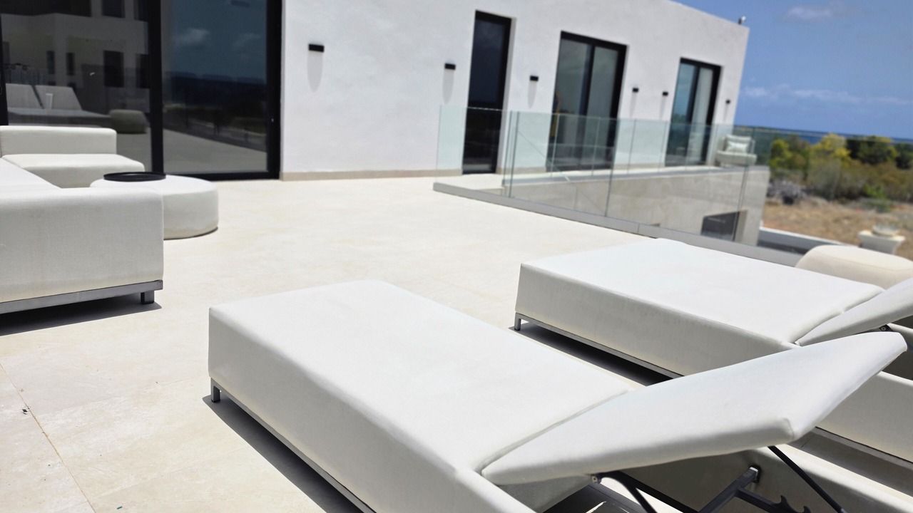 Photo of Patio Balcony in West End Village