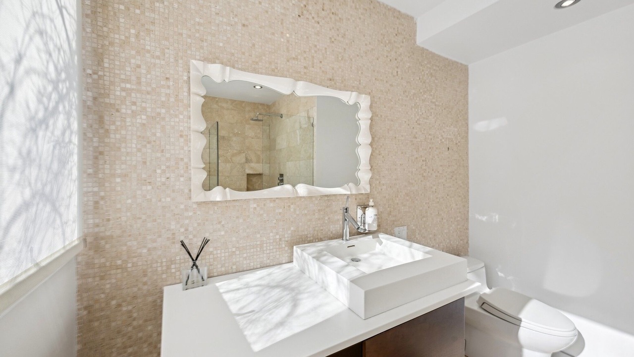 Photo of Bathroom in Sagaponack