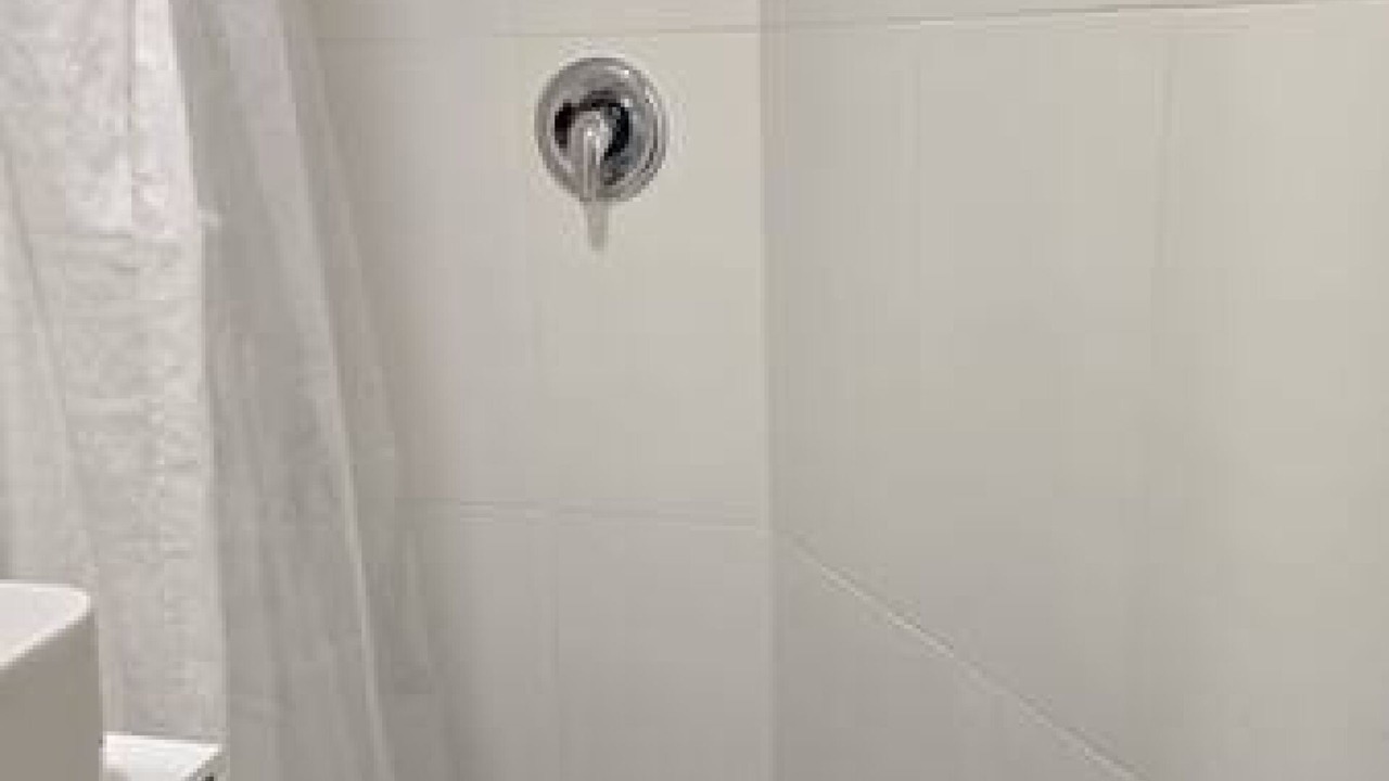 Photo of Bathroom in Upper Lonsdale