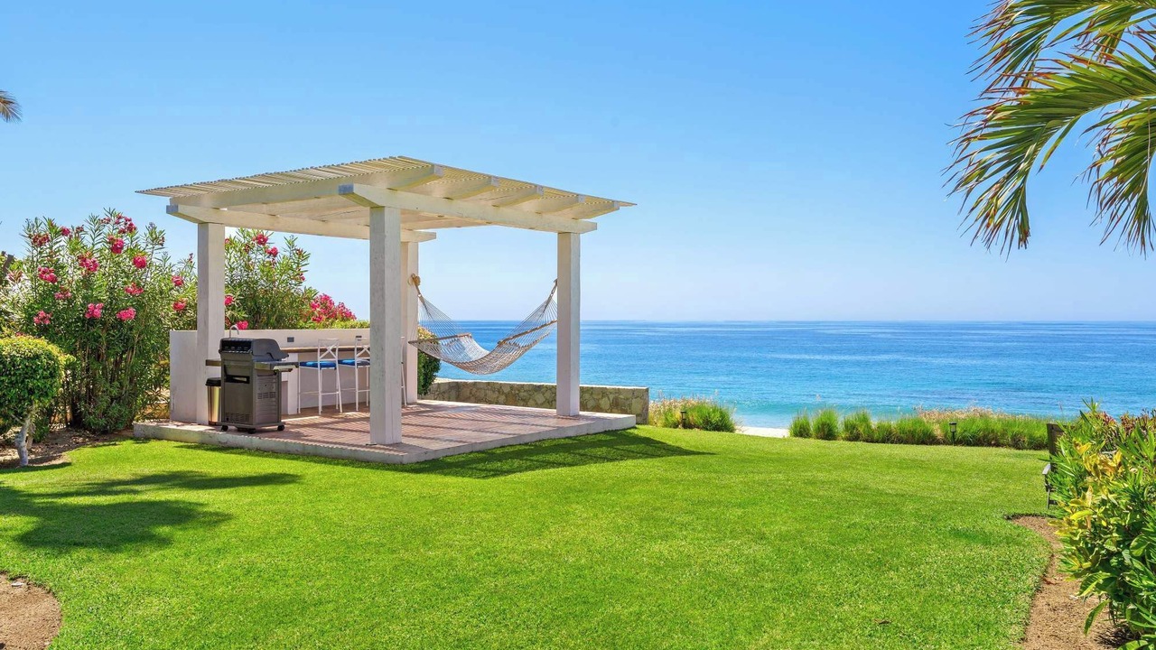 Photo of Outdoor in Buzzards
