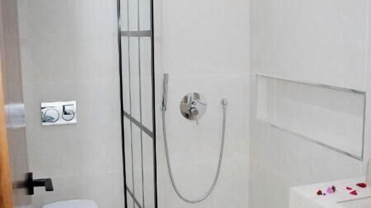Photo of Bathroom in Aghir