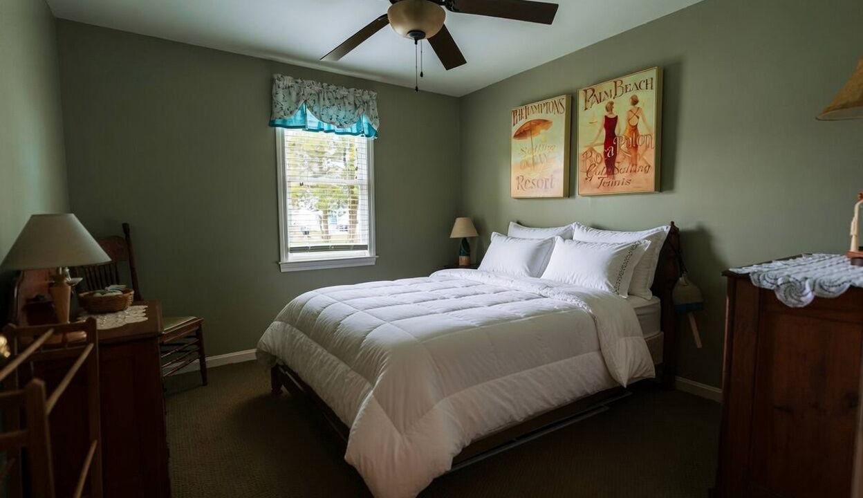 Photo of Bedroom in Misquamicut