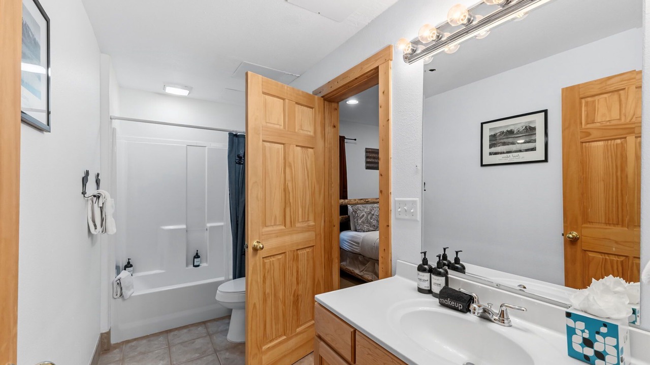 Photo of Bathroom in Quandary Village
