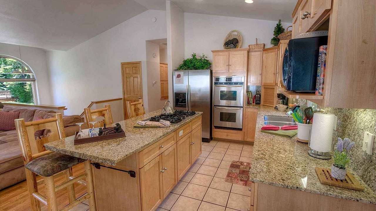 Photo of Kitchen in Pioneer Trail