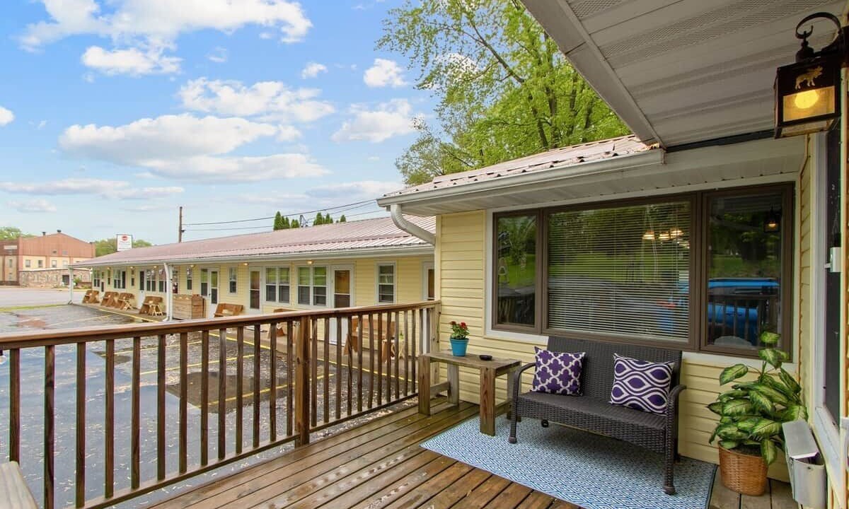 Photo of Patio Balcony in Montello