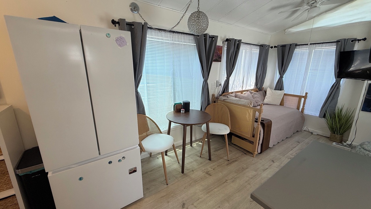 Photo of Bedroom in Thousand Oaks