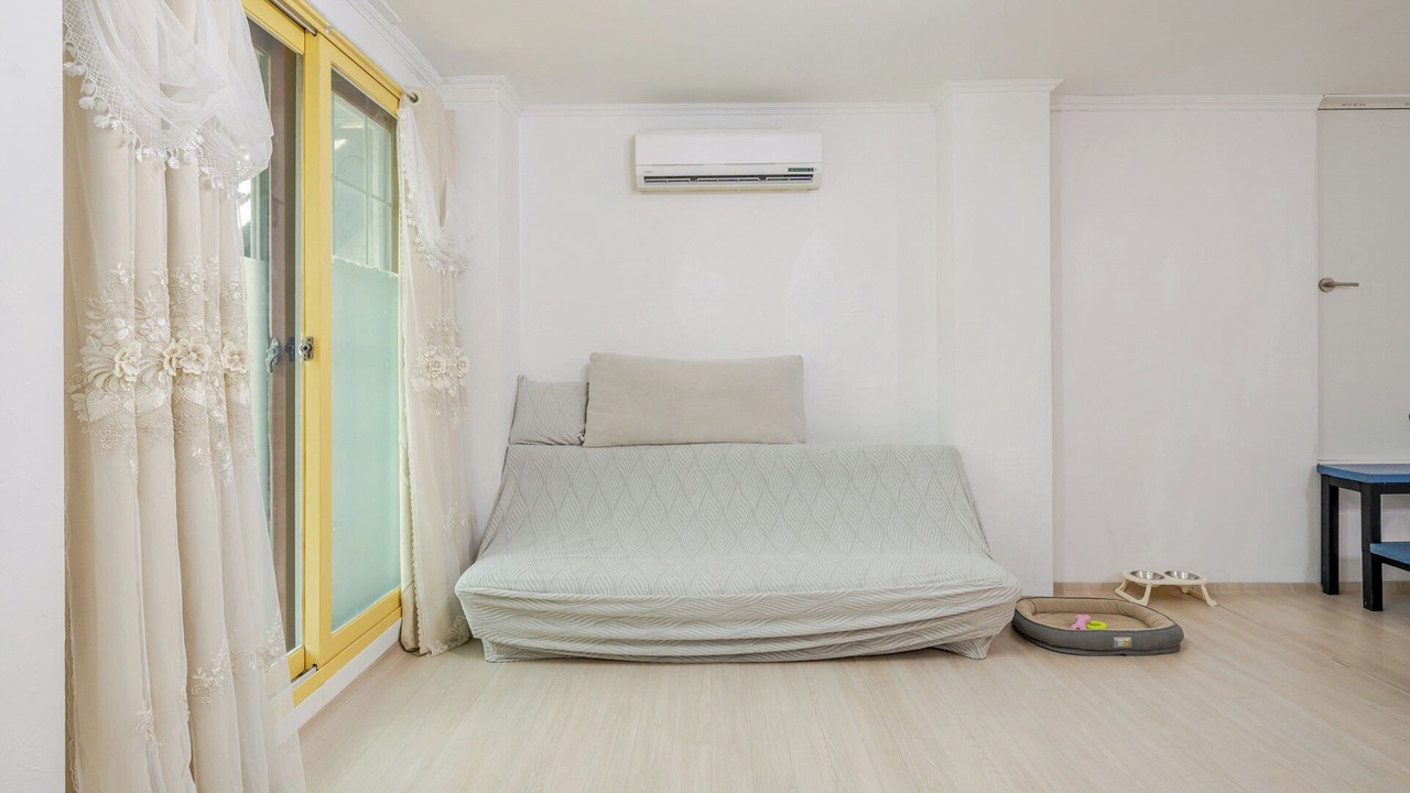 Photo of Bedroom in Deokhyeon