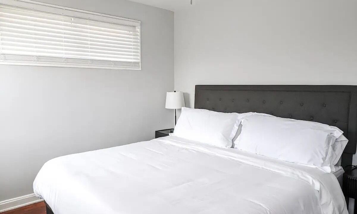Photo of Bedroom in North Michigan Park