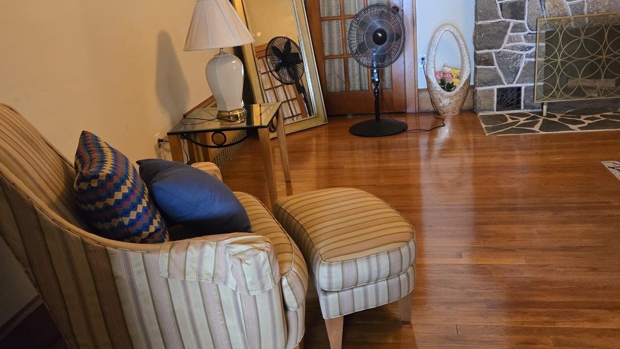 Photo of Livingroom in East Stroudsburg