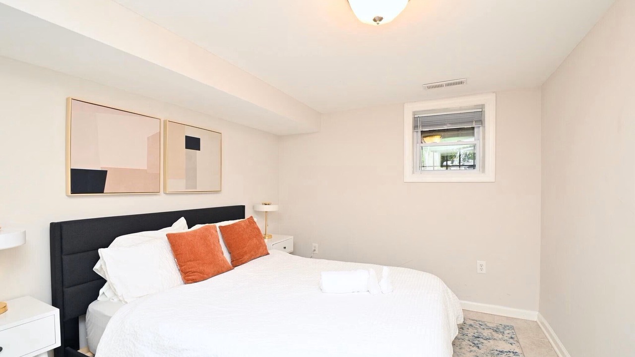 Photo of Bedroom in Near Northeast
