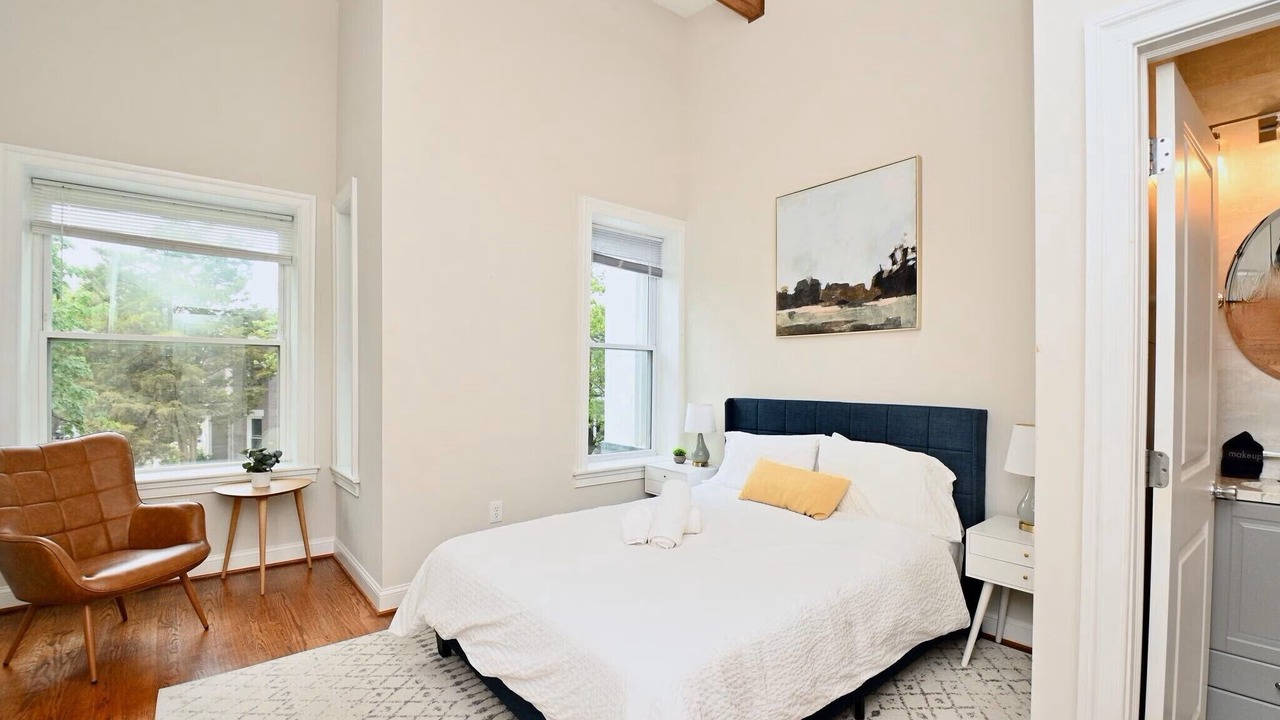 Photo of Bedroom in Near Northeast