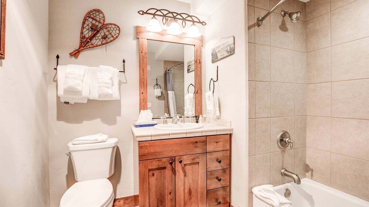Photo of Bathroom in Christie Heights