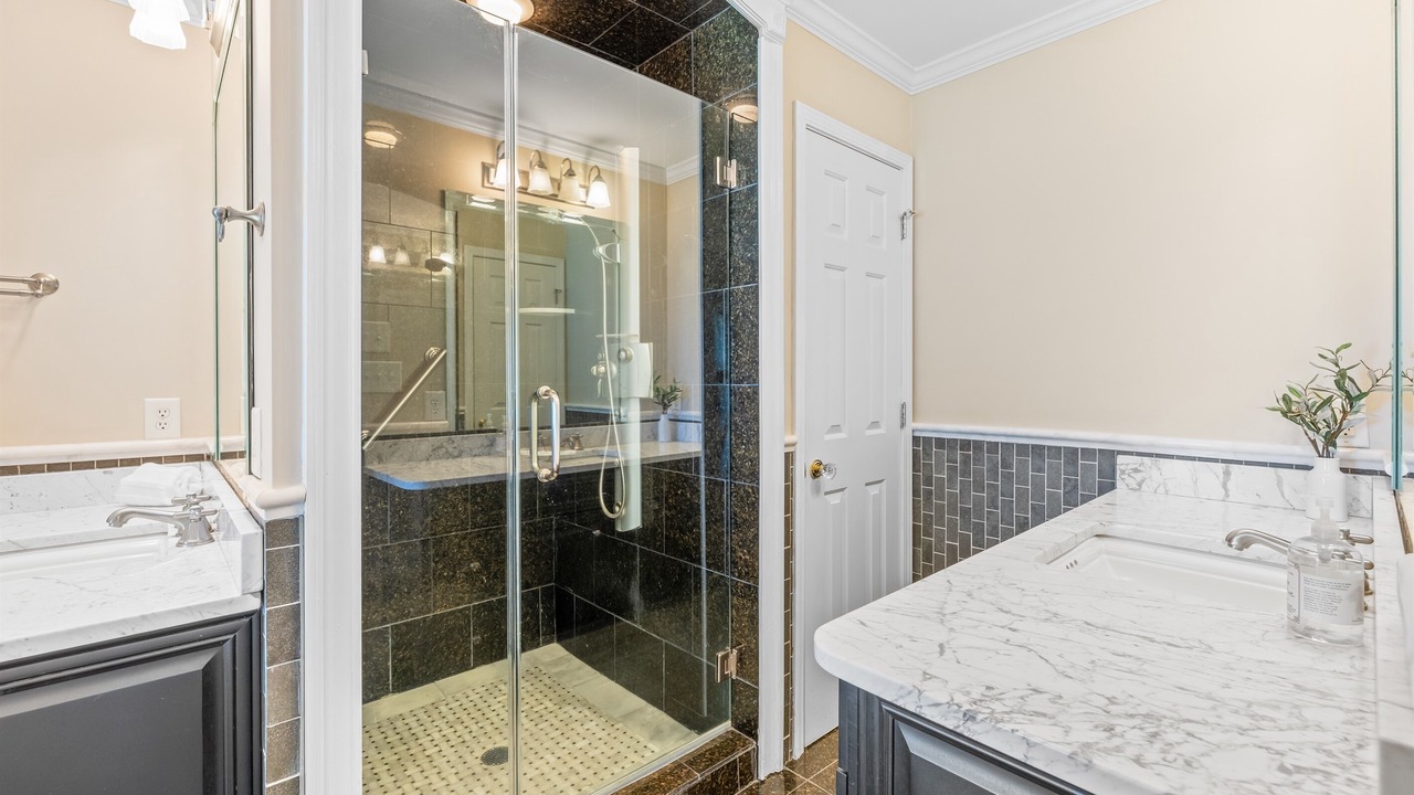Photo of Bathroom in Lake Norman of Catawba
