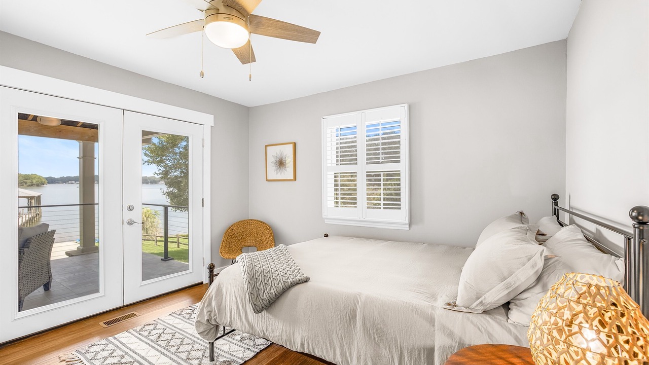 Photo of Bedroom in Lake Norman of Catawba