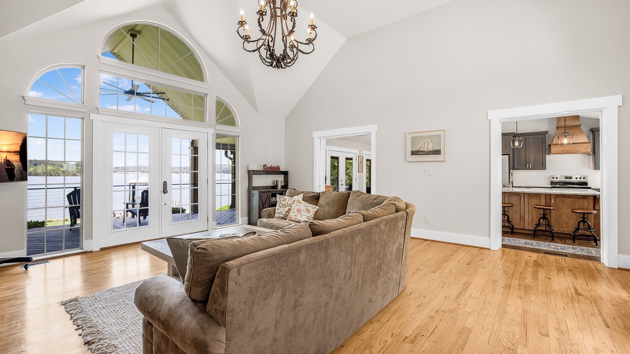 Photo of Livingroom in Lake Norman of Catawba