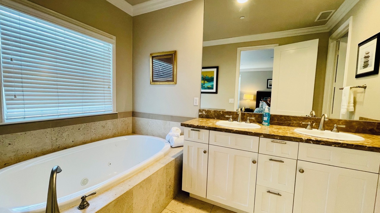 Photo of Bathroom in Santa Ana Heights