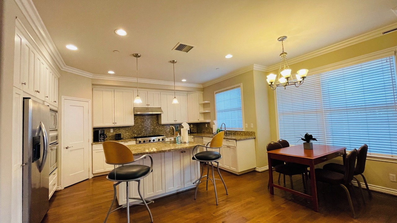 Photo of Kitchen in Santa Ana Heights