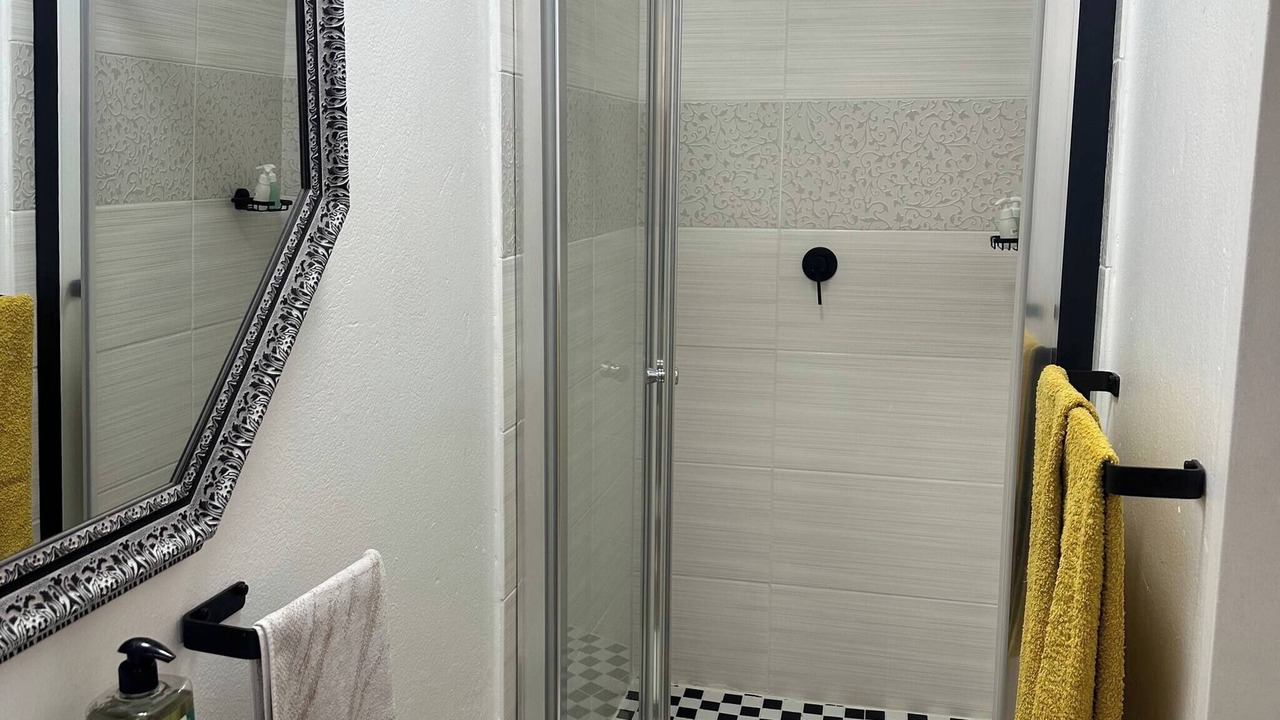 Photo of Bathroom in Greater Johannesburg Metropolitan Area