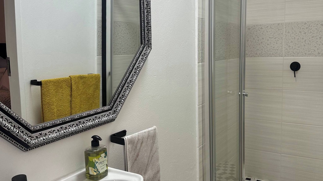 Photo of Bathroom in Greater Johannesburg Metropolitan Area