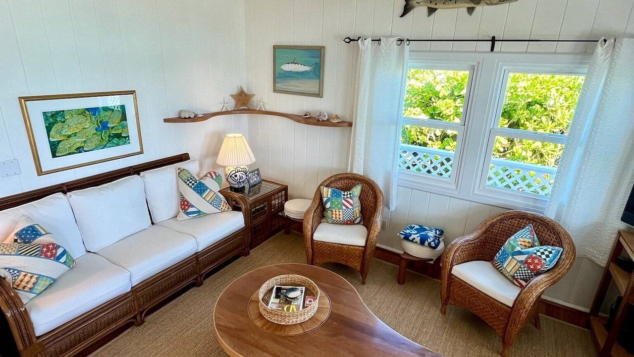 Photo of Livingroom in Man O War Cay