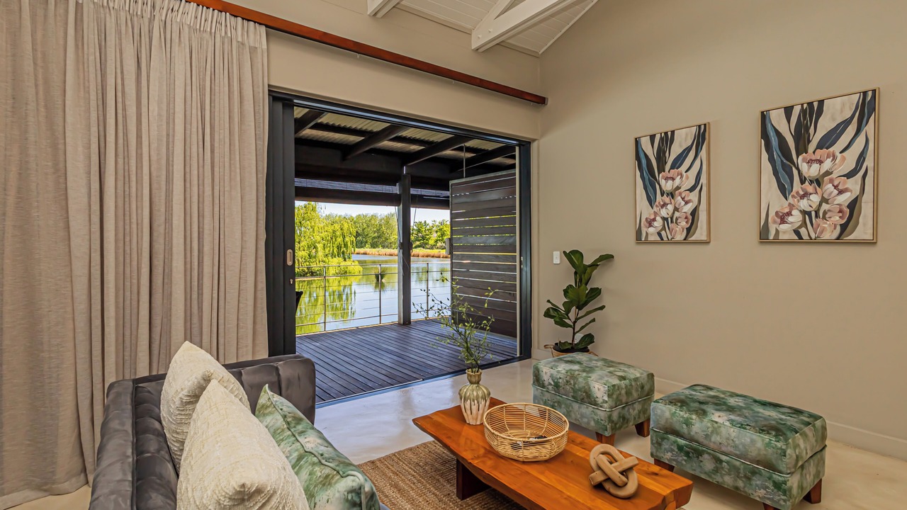 Photo of Livingroom in Cloetesville