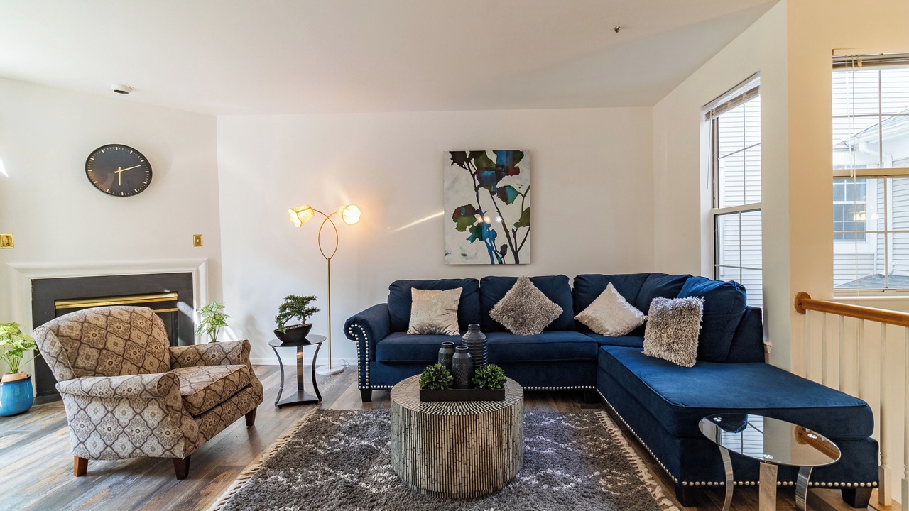 Photo of Livingroom in Montgomery Village