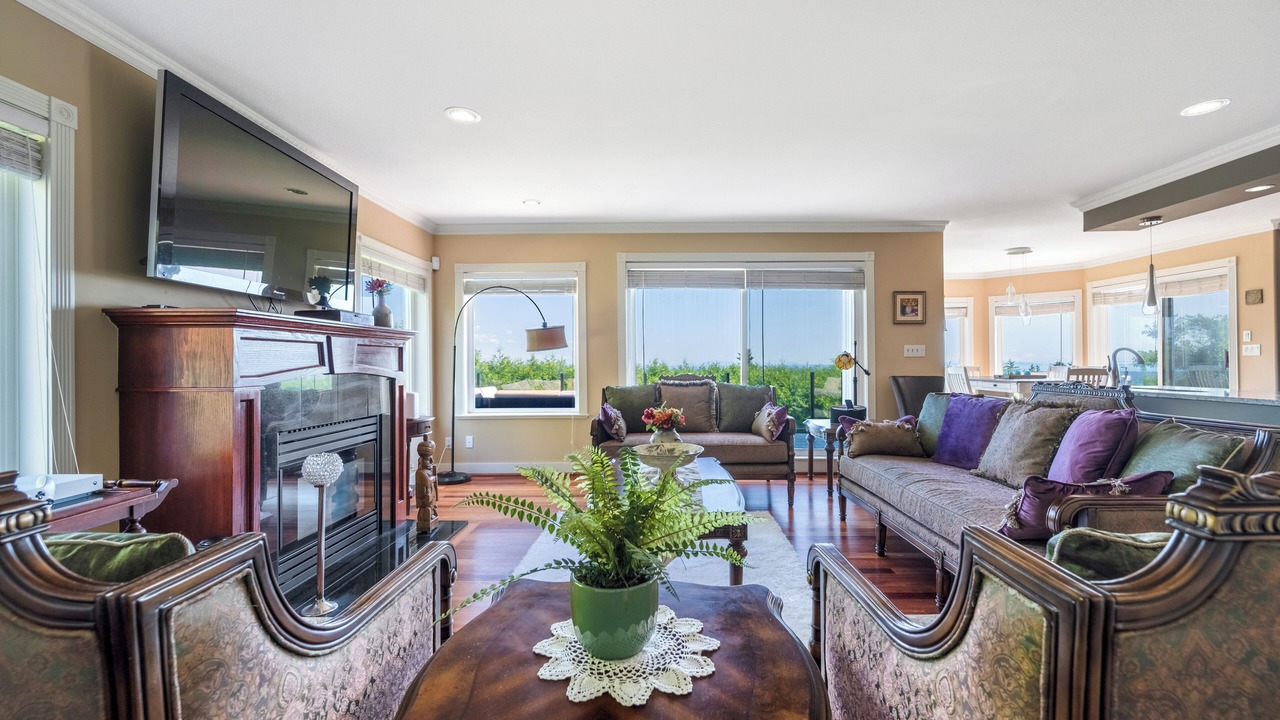 Photo of Livingroom in West Vancouver