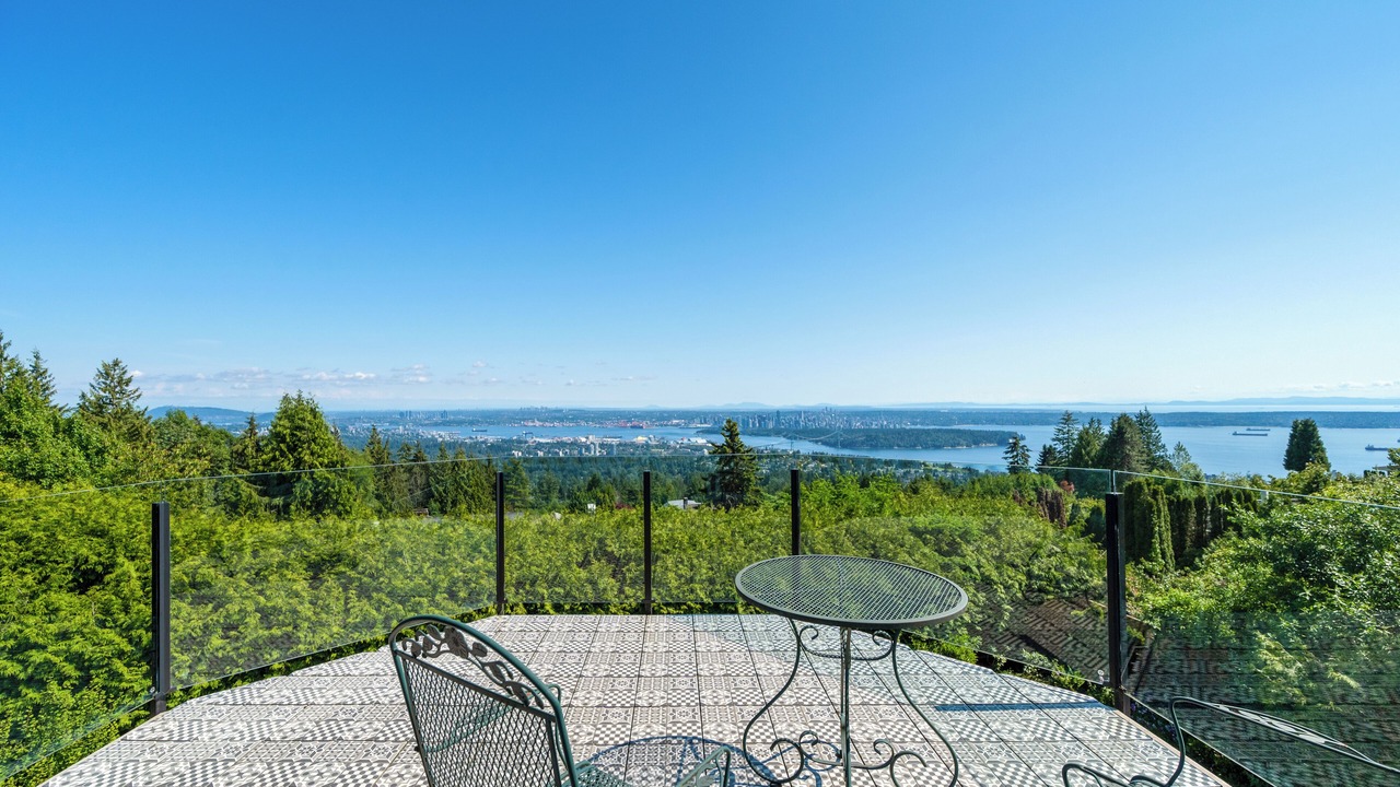 Photo of Outdoor in West Vancouver