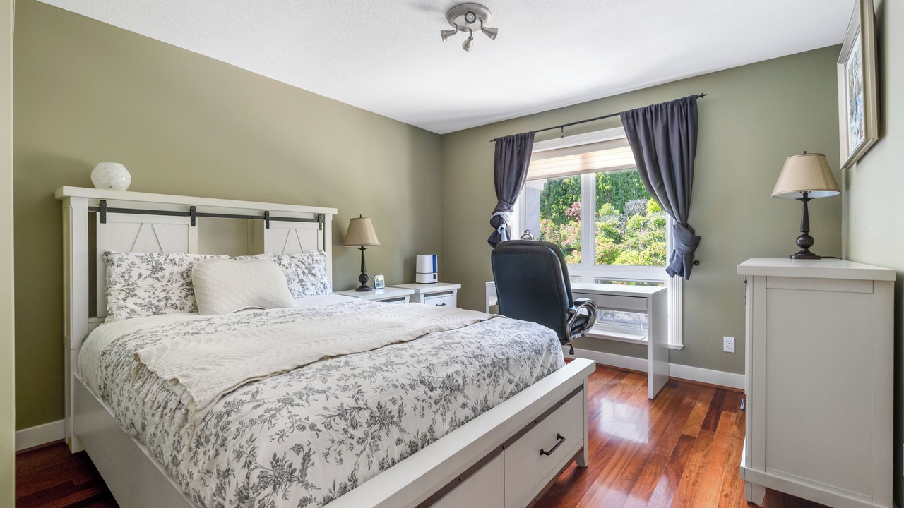 Photo of Bedroom in West Vancouver