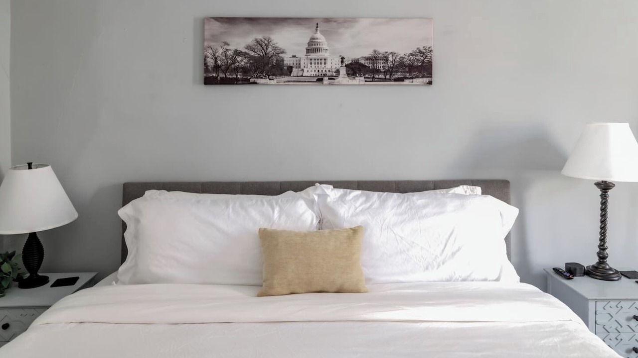 Photo of Bedroom in Adams Morgan
