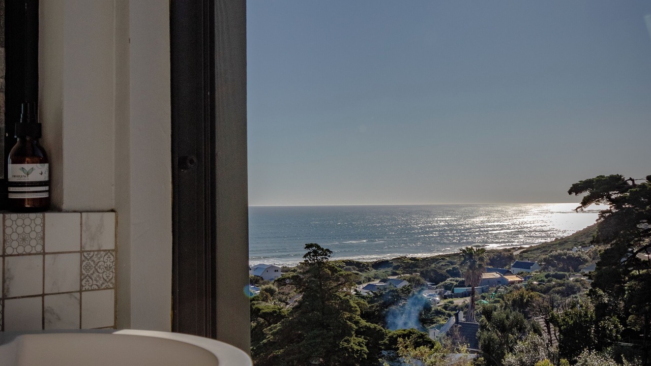Photo of Bathroom in Scarborough