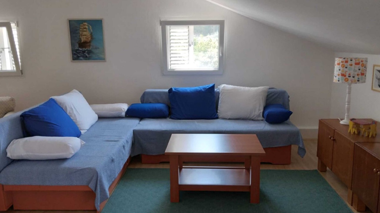 Photo of Livingroom in Molunat