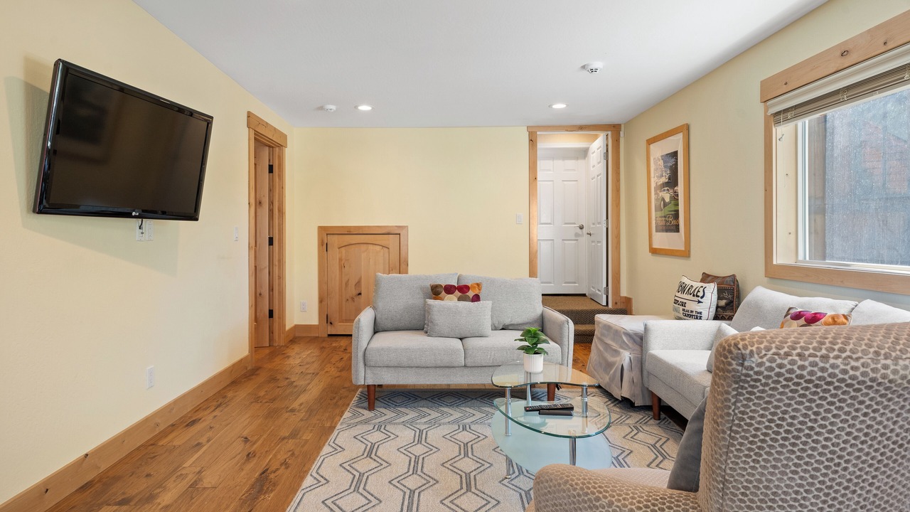 Photo of Bedroom in Tahoe Village