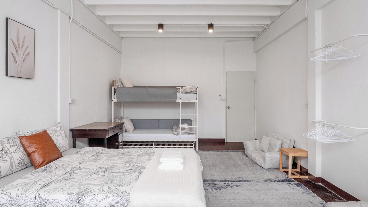 Photo of Bedroom in Wat Ratchabophit