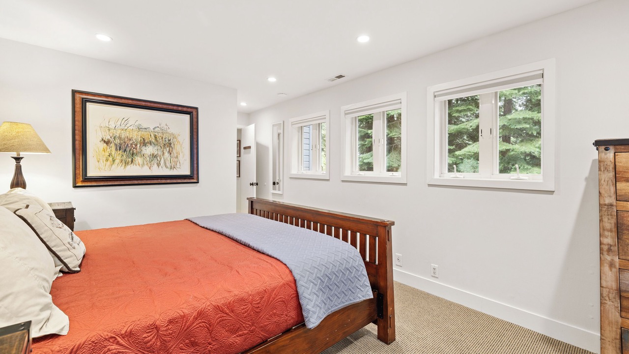 Photo of Bedroom in Olympic Valley